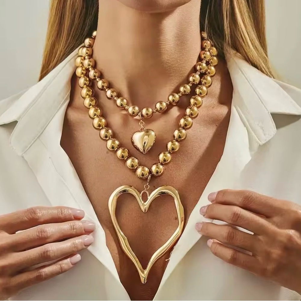 Gold Heart Balls Pendant Necklace Set